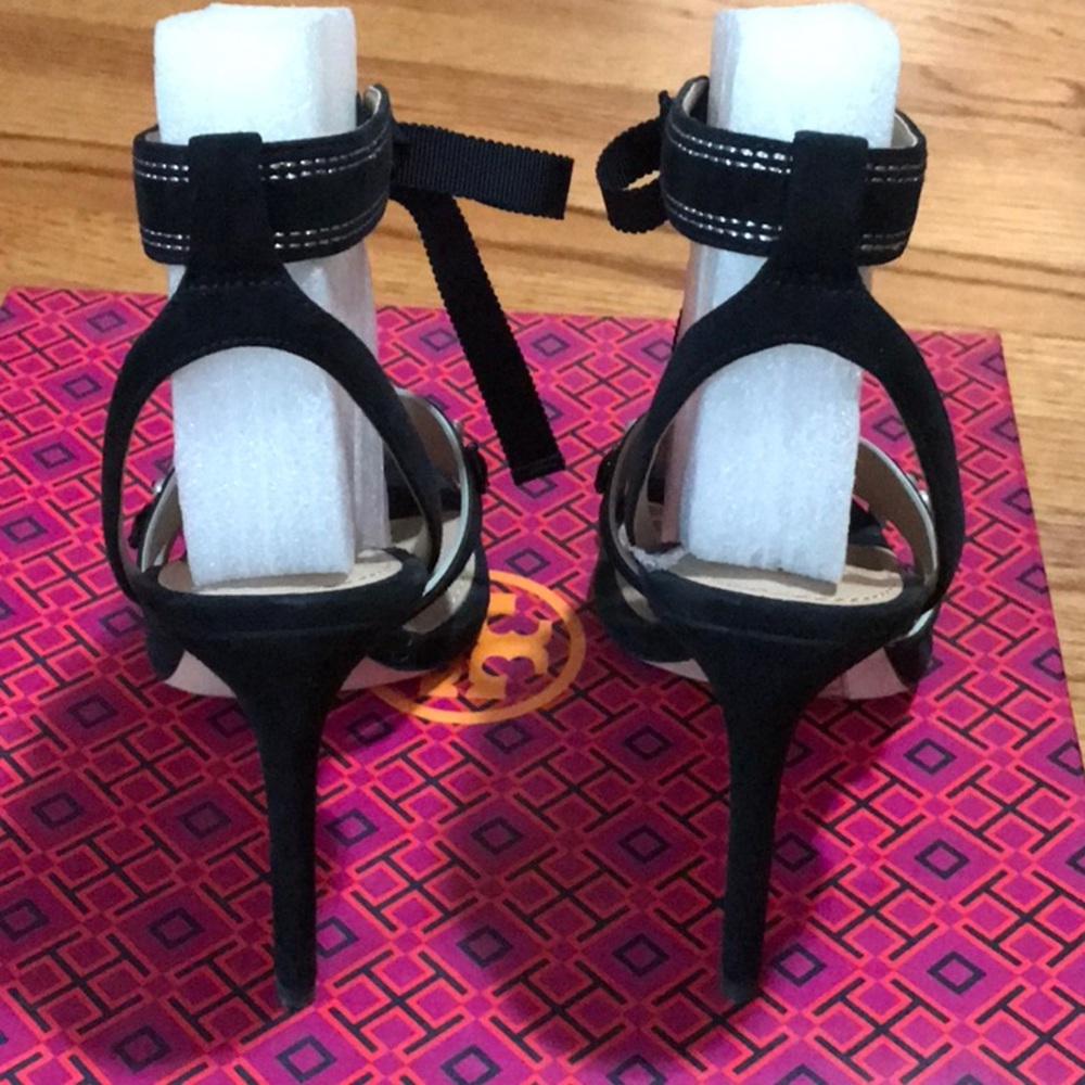 Tory Burch - Picture 5 of 7